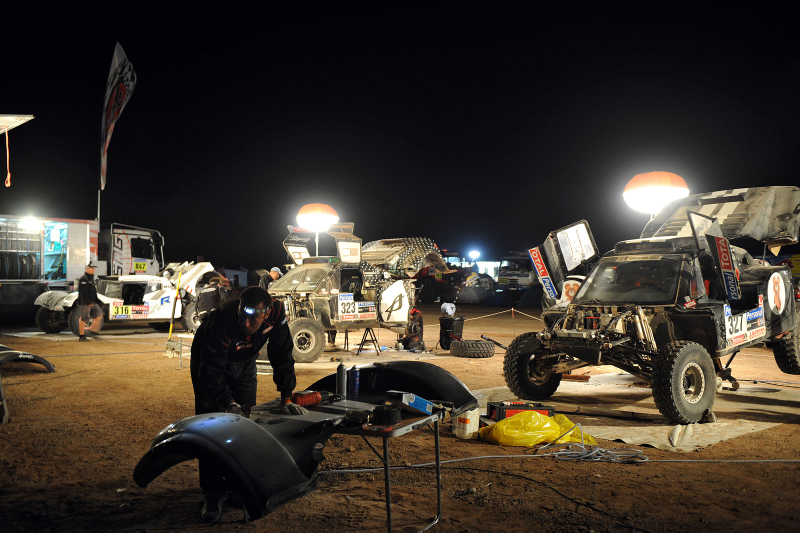 Illustration for article titled Gallery: 2010 Dakar Rally